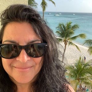 Meet your Posher, Sally